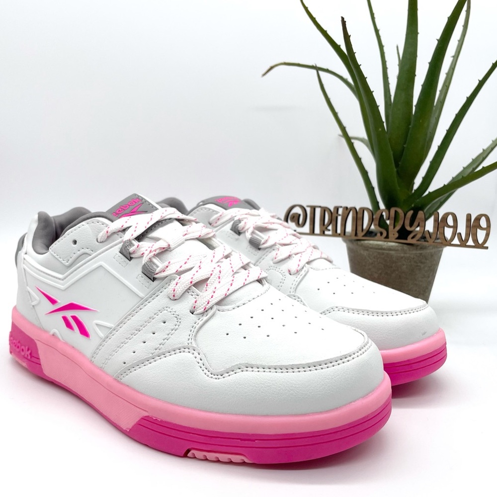 Reebok Girls Pink White Low Maverick Sneakers